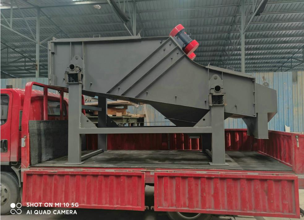 濟(jì)寧的宋經(jīng)理訂購(gòu)的康振機(jī)械振動(dòng)篩于昨天由德邦物流發(fā)出,預(yù)計(jì)三天后到達(dá),請(qǐng)注意查收