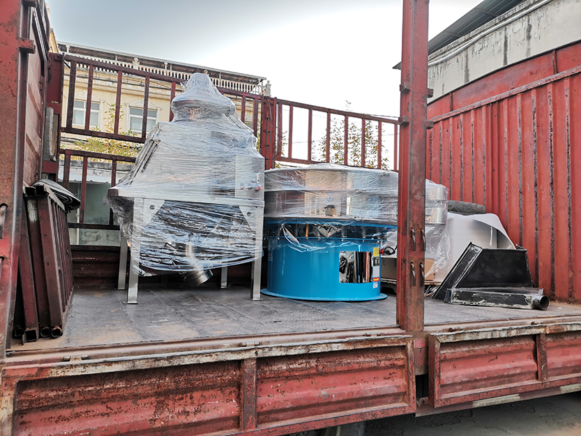 超聲波旋振篩、真空上料機發(fā)貨