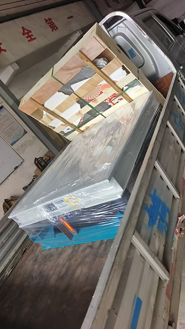 振動平臺、網架發貨